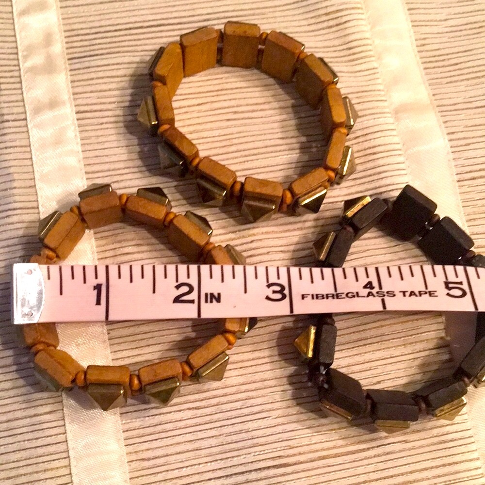SET/3 Studded Geometric Stretch Bracelets - Picture 5 of 6
